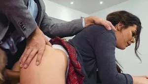 Kimber Woods Receives Proper Anal Training